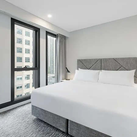 Meriton Suites Melbourne-3